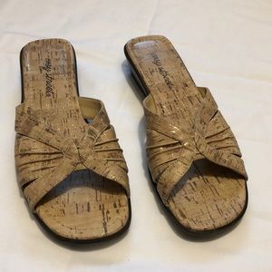 Easy Street tan sandals size 8 M like new
